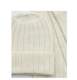 G7925E Γυναικείο Σετ Σκούφος-Κασκόλ VERDE Εκρού