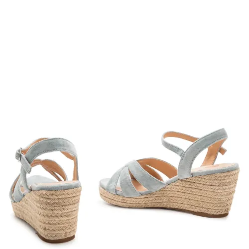 G1542LB Women's Oversized Sandal ANDRES MACHADO Light Blue