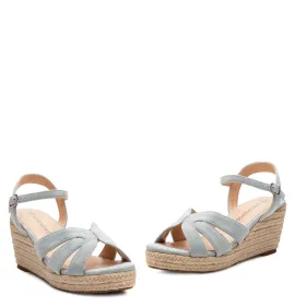 G1542LB Women's Oversized Sandal ANDRES MACHADO Light Blue