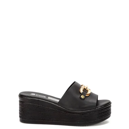 G1902B Γυναικεία Παντόφλα BLONDIE Μαύρο G1902B Γυναικεία Παντόφλα BLONDIE Μαύρο